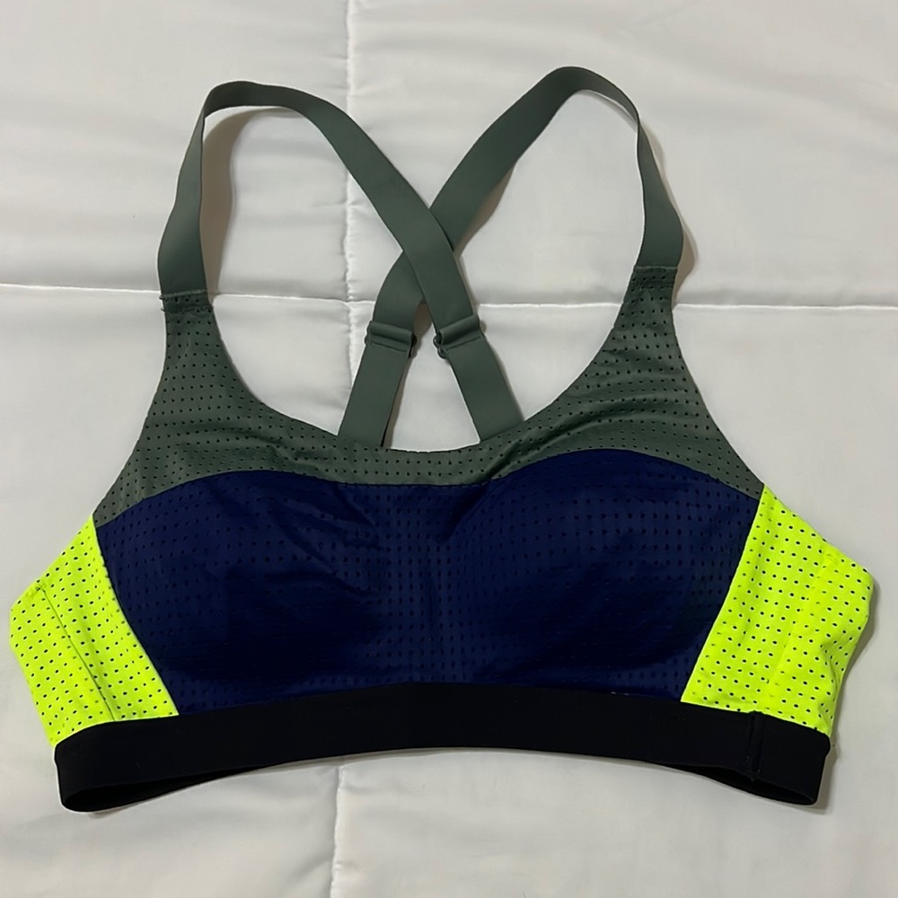 Victoria Sport, colorful, sports bra!